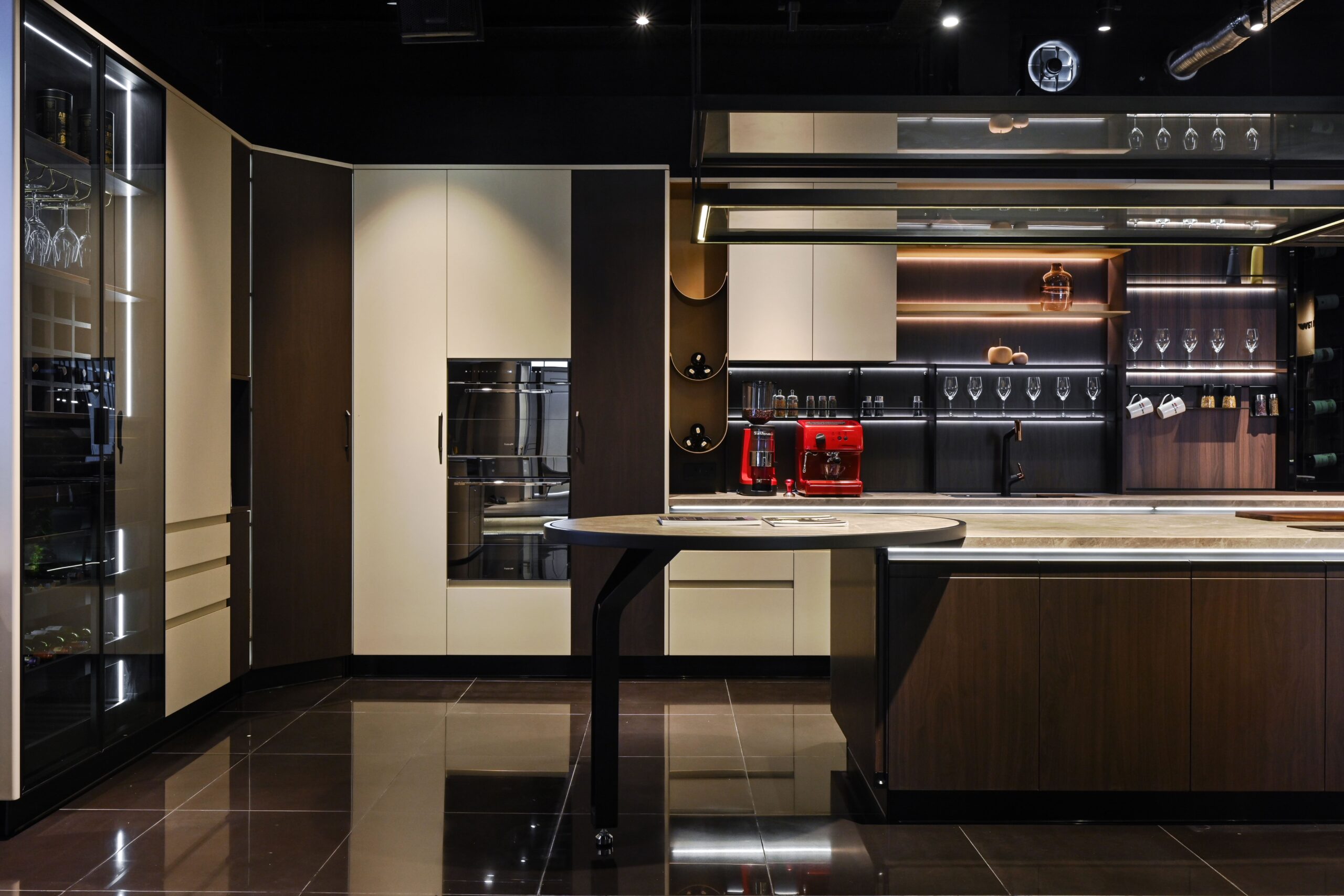 OppeinShowroom-32 edited